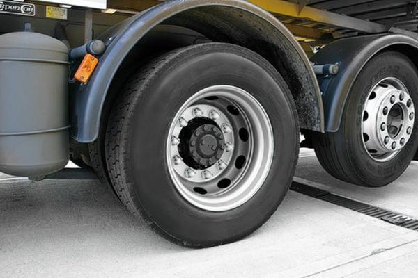 Satz 10 Radmutterabdeckungen aus poliertem Edelstahl - Ø 32 mm